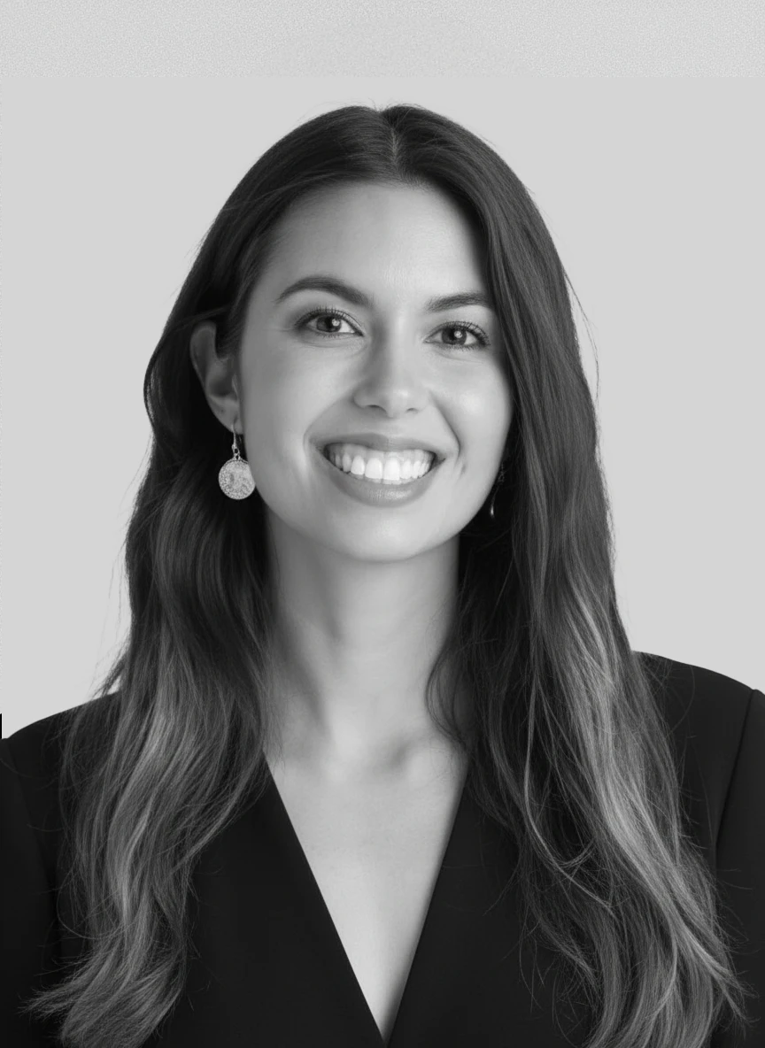 Lady with black hair and black short